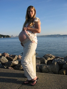 Now THAT'S a pregnant lady.